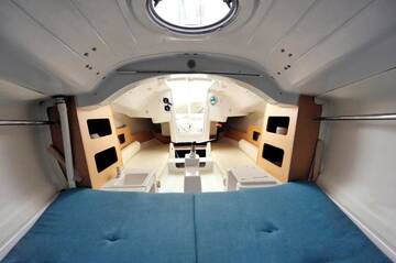 Фото номера Яхта (для 4 взрослых) Ботели Beneteau Yachts г. Limanu 6